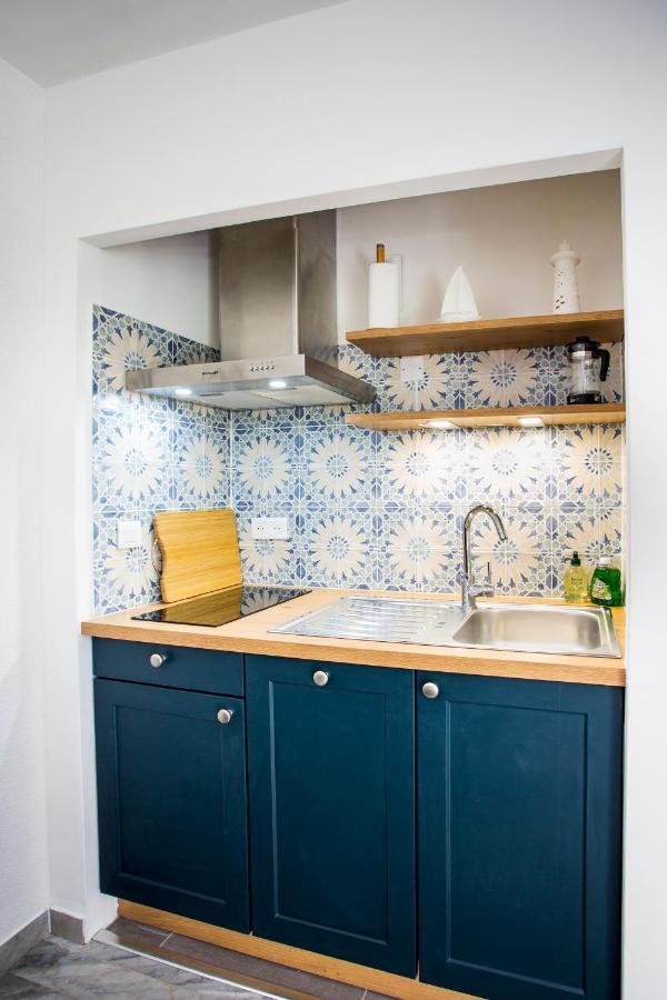Romantic Sea View Studio, Steps Away From The Beach Antibes Exterior photo